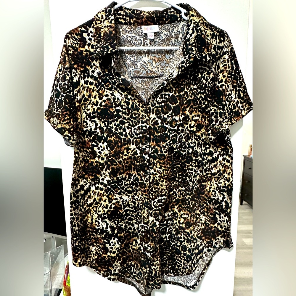LuLaRoe Charlie Button Down Shirt